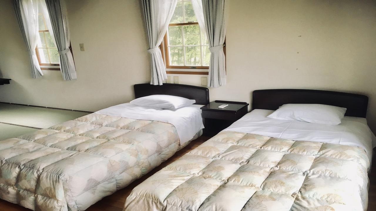 Condominium Square Hills Нико Екстериор снимка